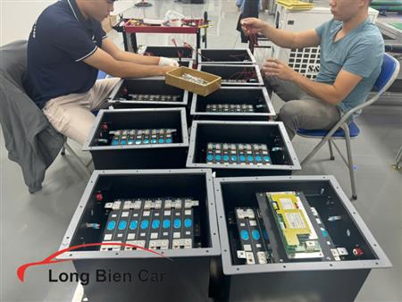 Ưu điểm nổi bật Pin Lithium LiFePO4 Greentech được dùng cho xe điện chở khách.
