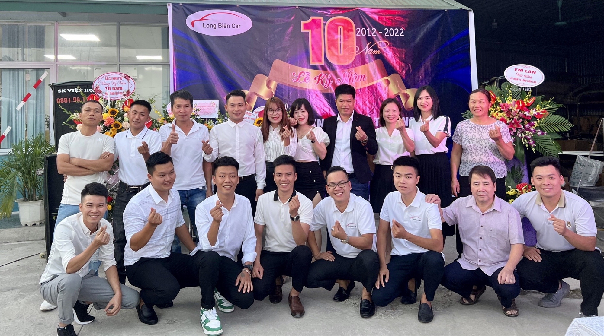 Đội ngũ nhân sự